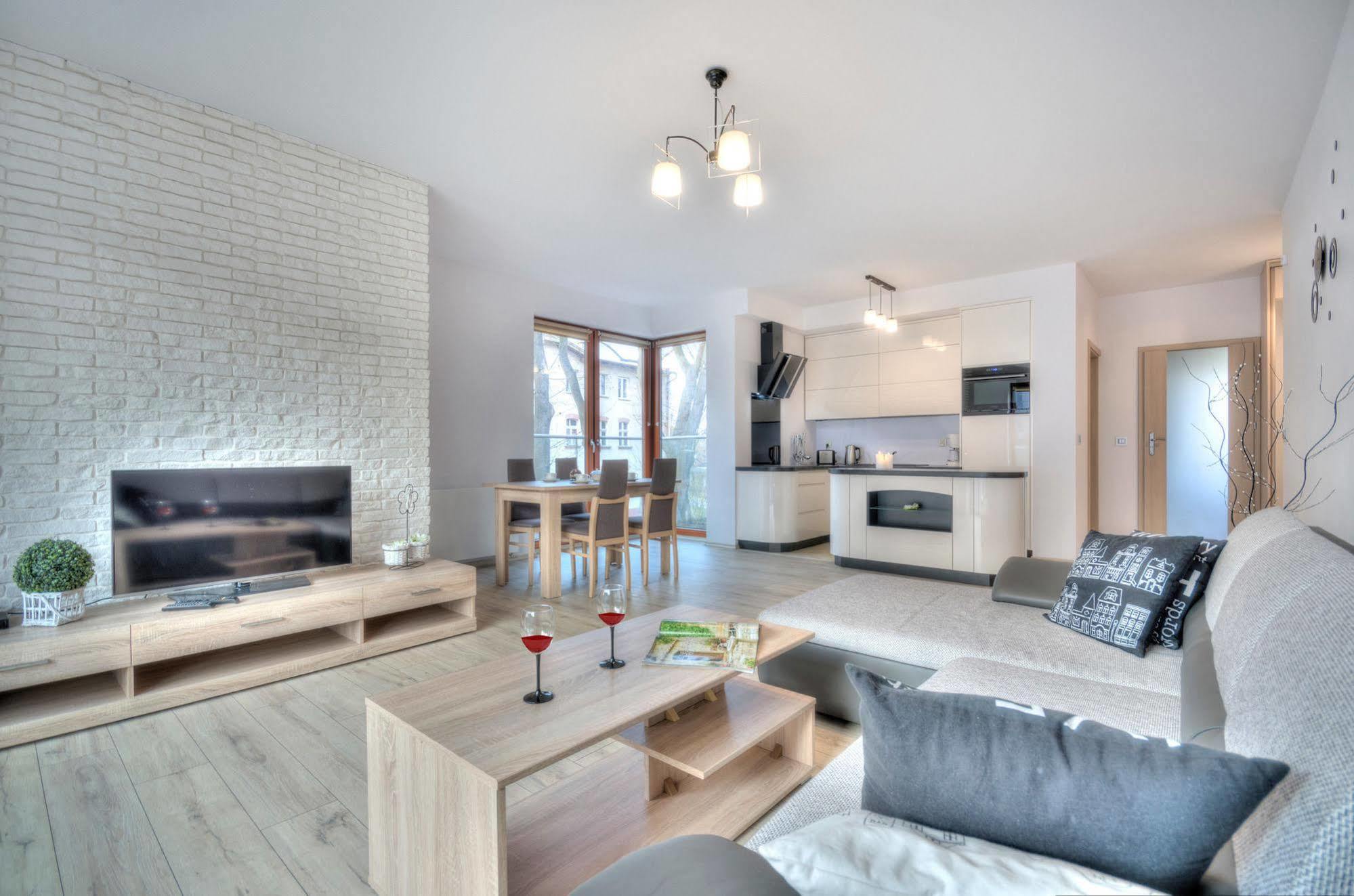 Dom & House - Apartments Sopot Kamienny Potok Exterior photo